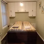 Entire 1-bedroom Flat With Courtyard In Old Town Apartment Oslo