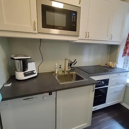 Entire 1-bedroom Flat With Courtyard In Old Town * Осло