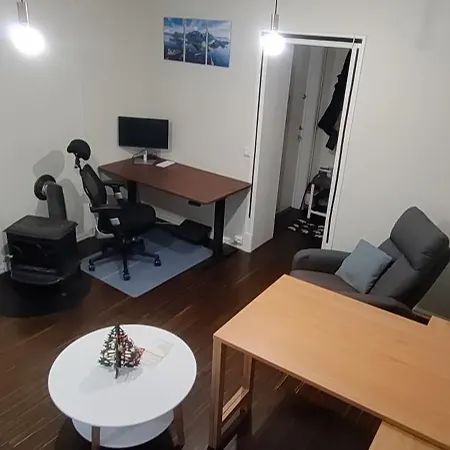 Entire 1-bedroom Flat With Courtyard In Old Town Осло