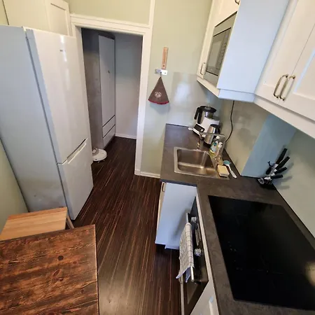 Entire 1-bedroom Flat With Courtyard In Old Town * Осло