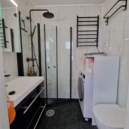 Entire 1-bedroom Flat With Courtyard In Old Town Апартаменты Осло