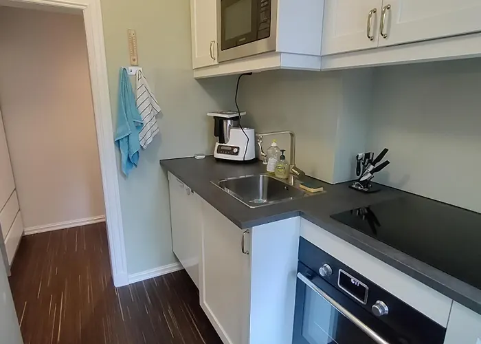 Entire 1-bedroom Flat With Courtyard In Old Town Apartman Oslo