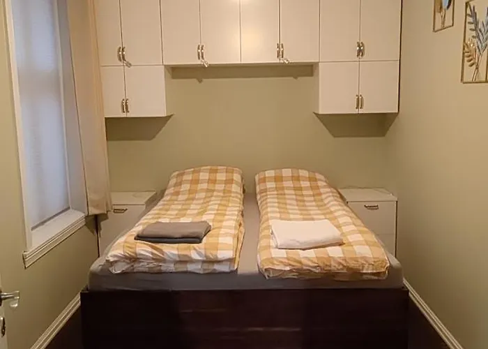 Entire 1-bedroom Flat With Courtyard In Old Town Apartman Oslo